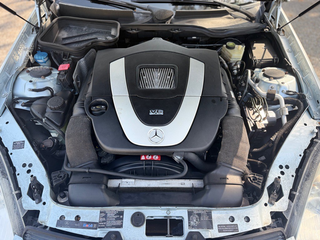 2005 Mercedes-Benz SLK-Class Image 9
