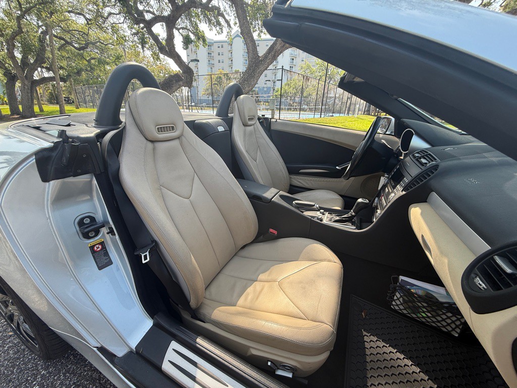 2005 Mercedes-Benz SLK-Class Image 13
