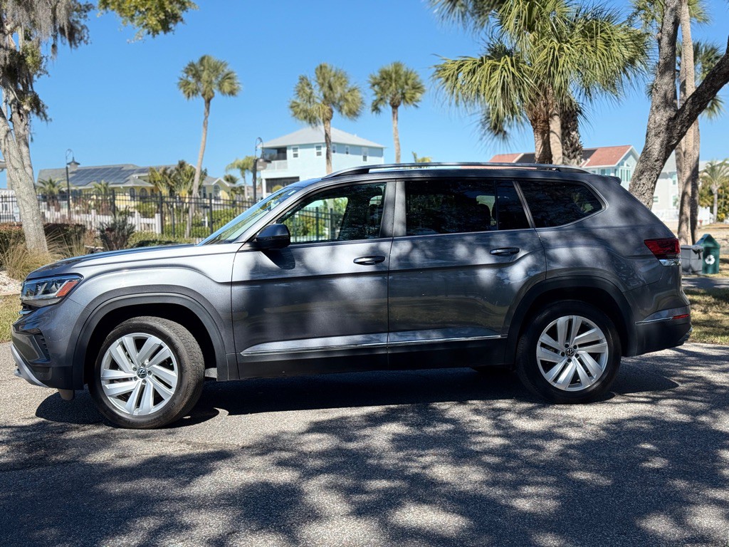2021 Volkswagen Atlas Image 2