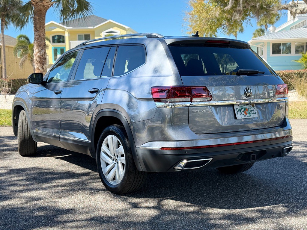 2021 Volkswagen Atlas Image 3