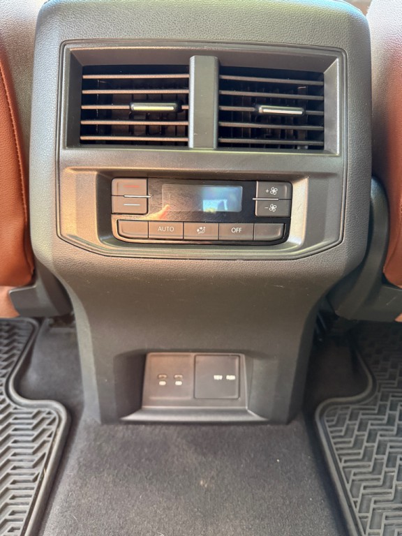 2021 Volkswagen Atlas Image 16