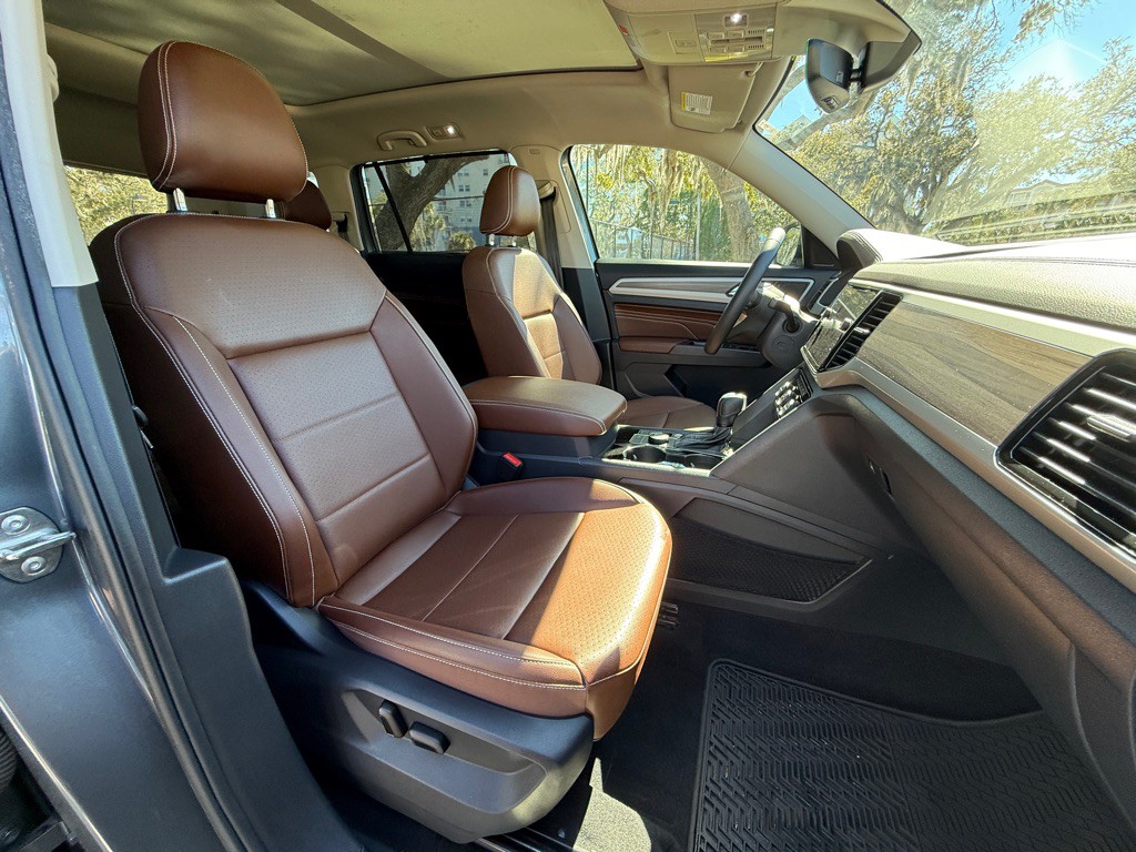2021 Volkswagen Atlas Image 25
