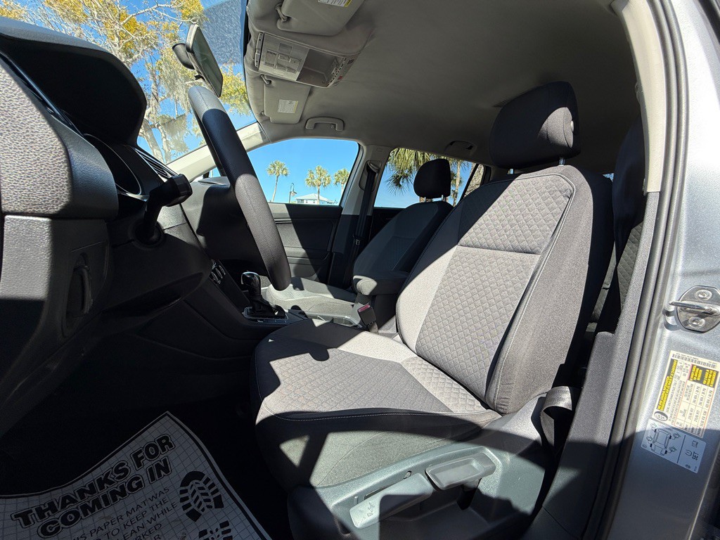 2021 Volkswagen Tiguan Image 9