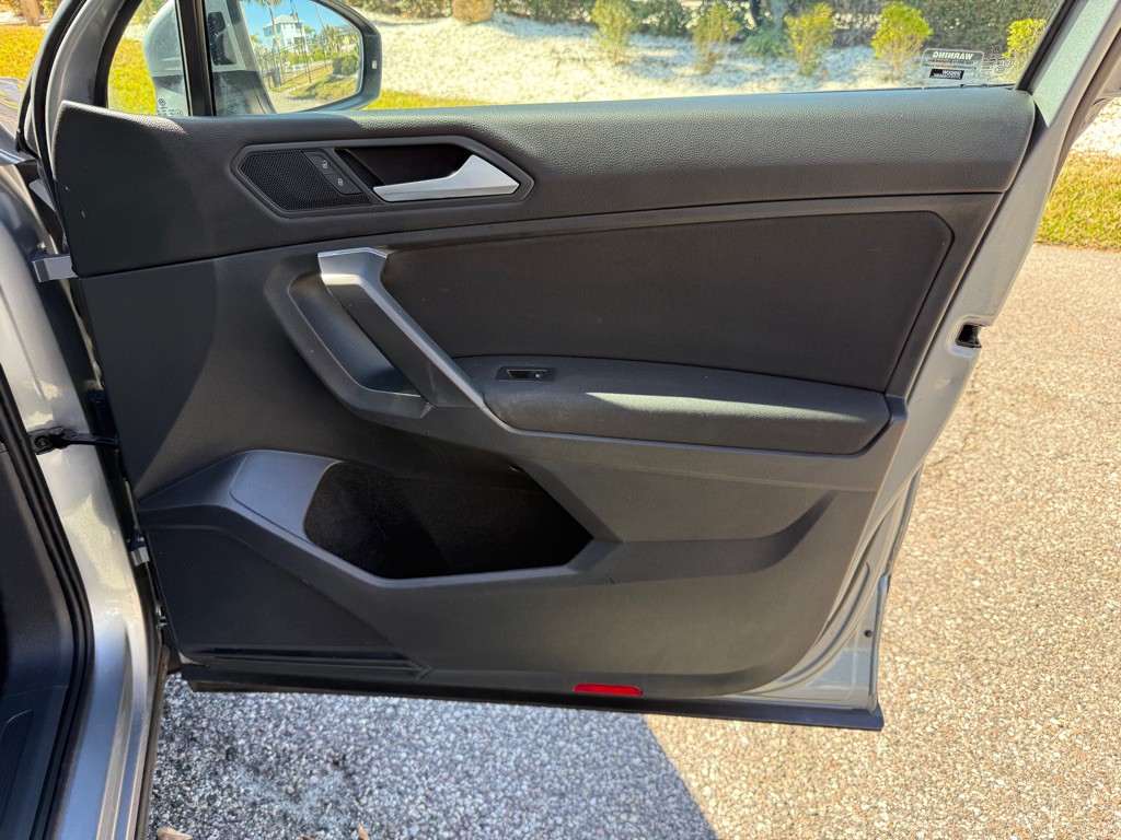 2021 Volkswagen Tiguan Image 20