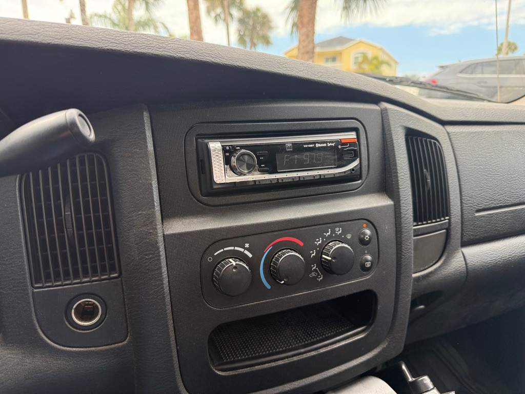 2005 Dodge Ram 1500 Image 15