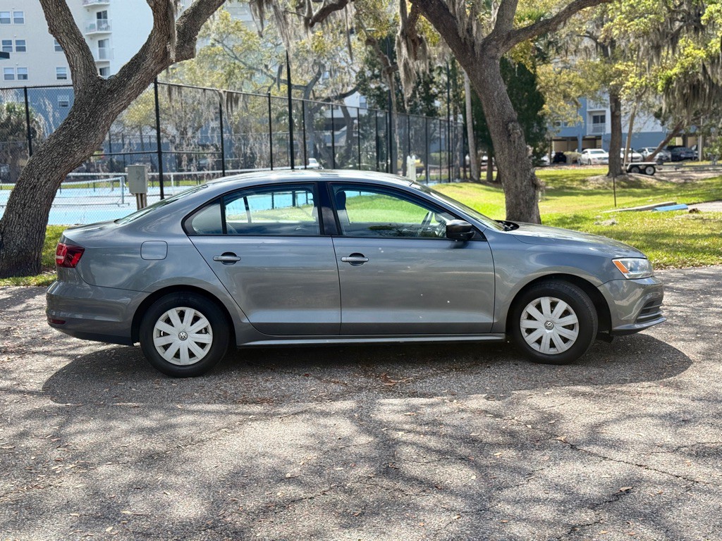 2016 Volkswagen Jetta Image 6