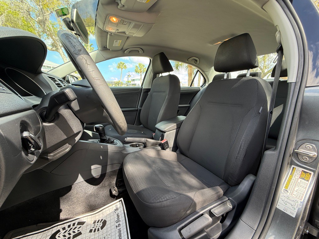 2016 Volkswagen Jetta Image 9