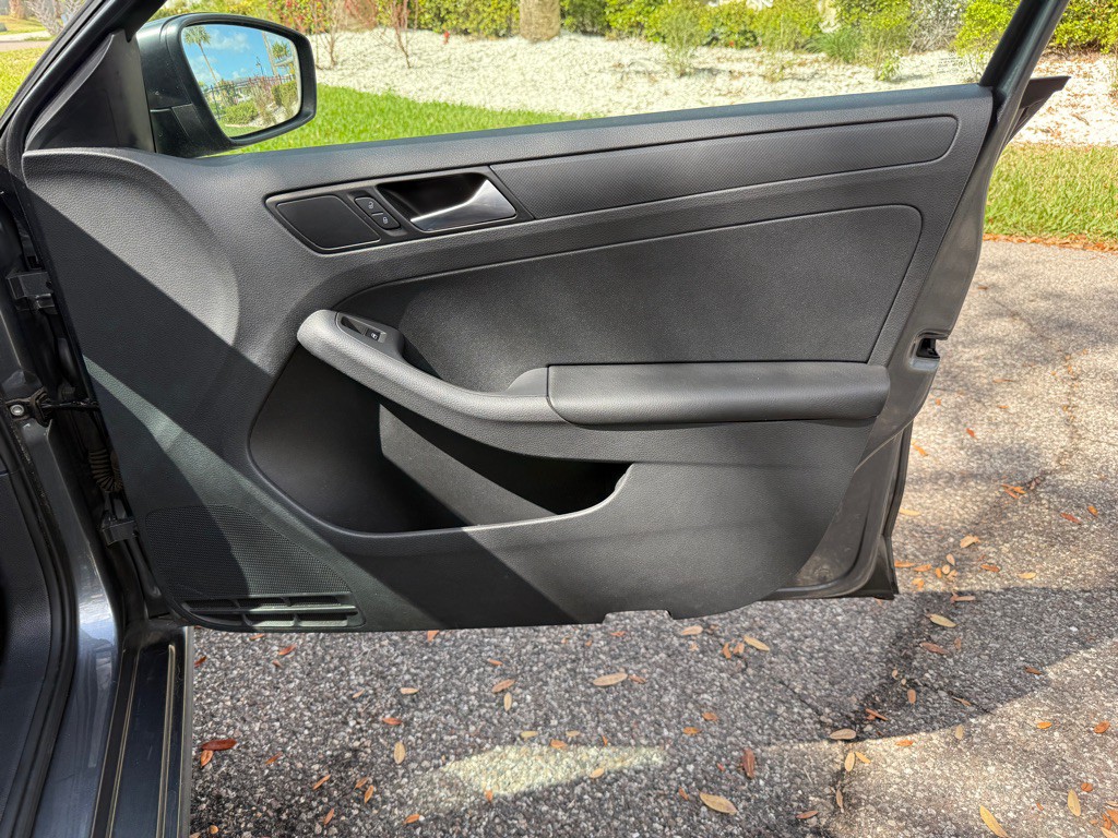 2016 Volkswagen Jetta Image 21