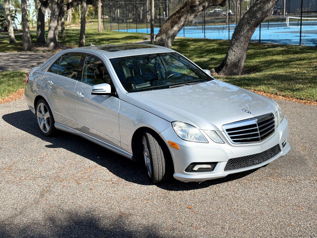 2011 Mercedes-Benz E-Class Image 7