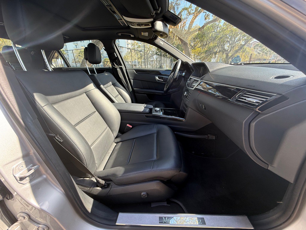 2011 Mercedes-Benz E-Class Image 20