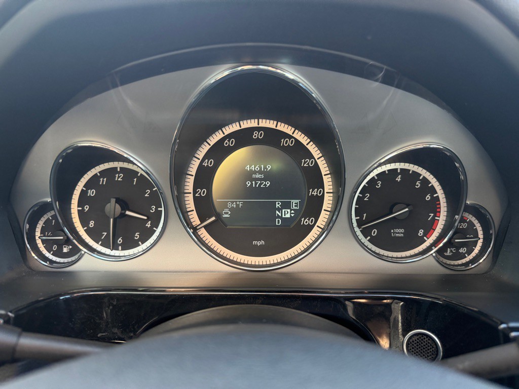 2011 Mercedes-Benz E-Class Image 23