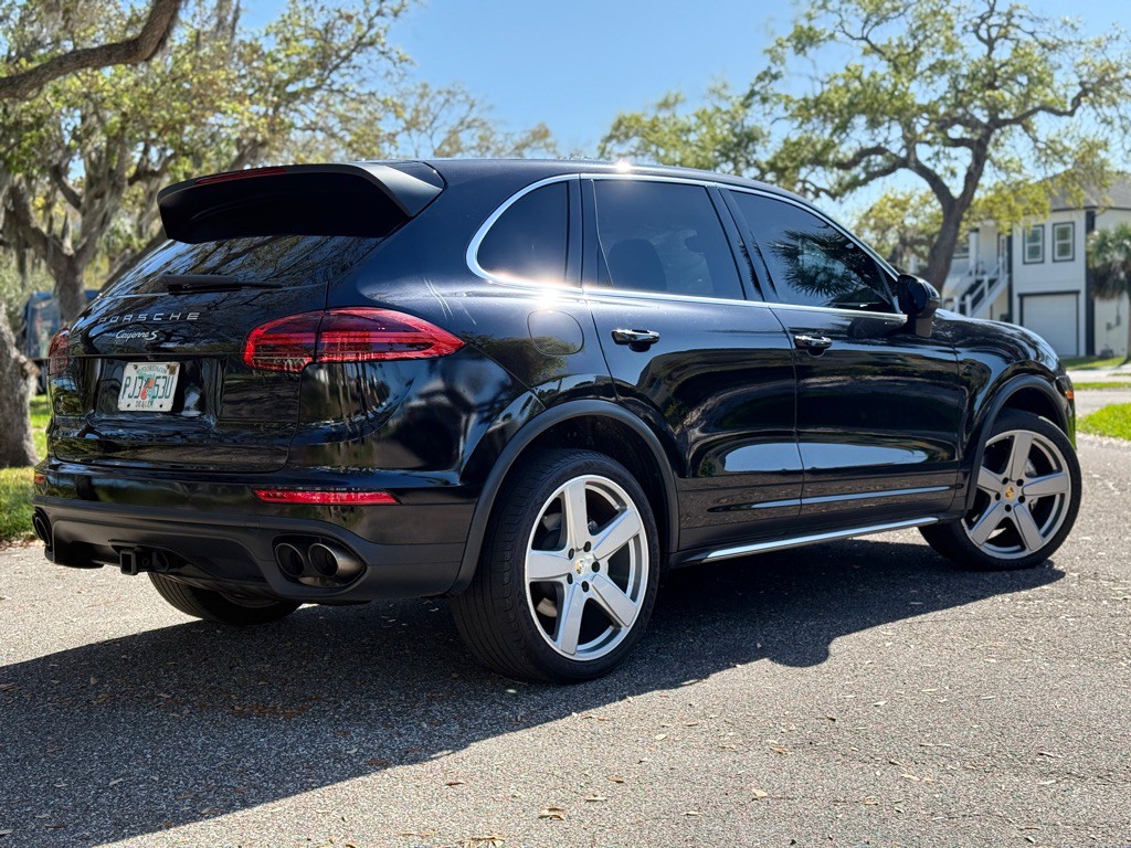 2016 Porsche Cayenne Image 5