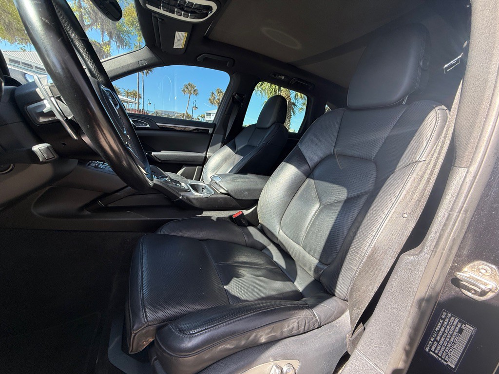 2016 Porsche Cayenne Image 8