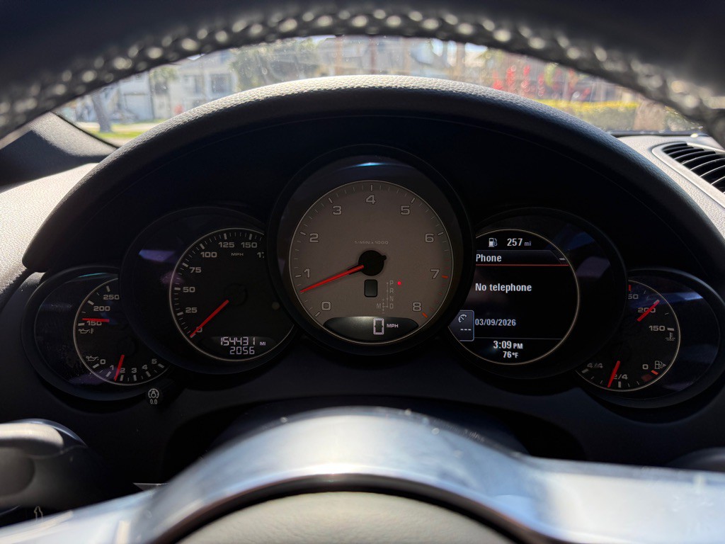 2016 Porsche Cayenne Image 21