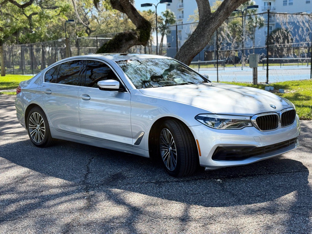 2019 BMW 5 Series Image 7