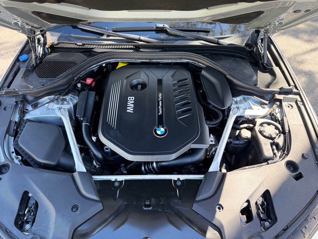 2019 BMW 5 Series Image 8