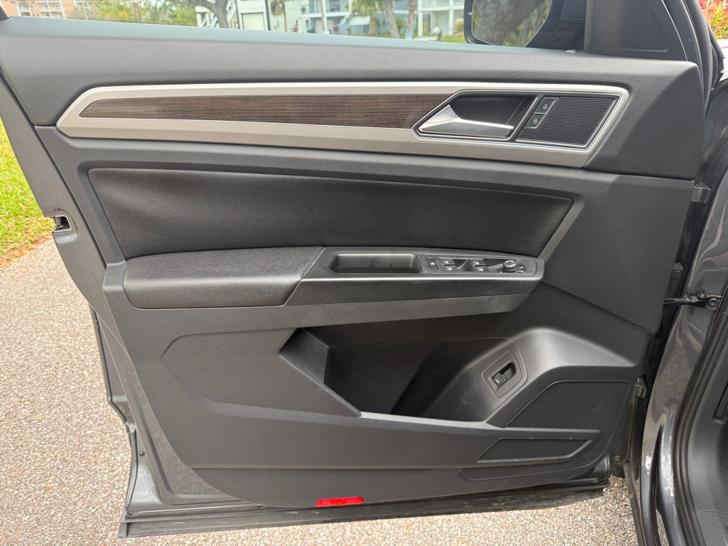 2018 Volkswagen Atlas Image 12