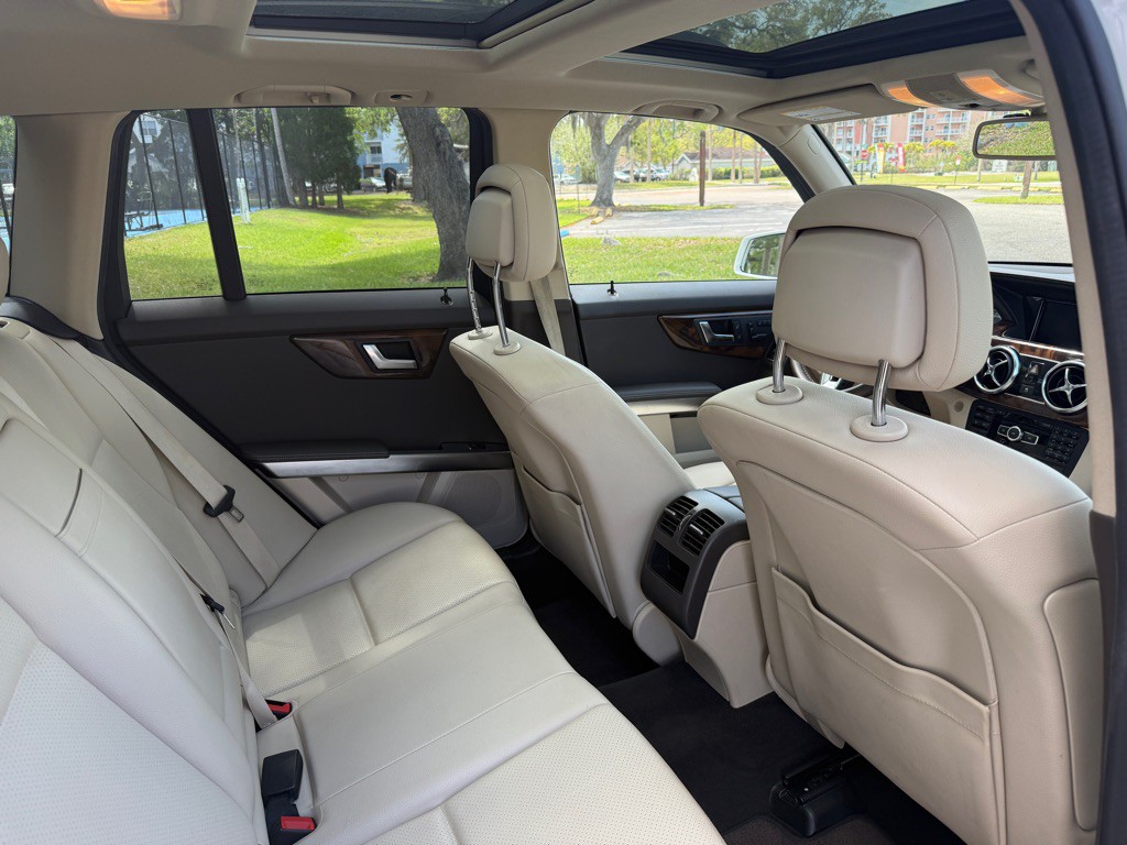 2015 Mercedes-Benz GLK-Class Image 18