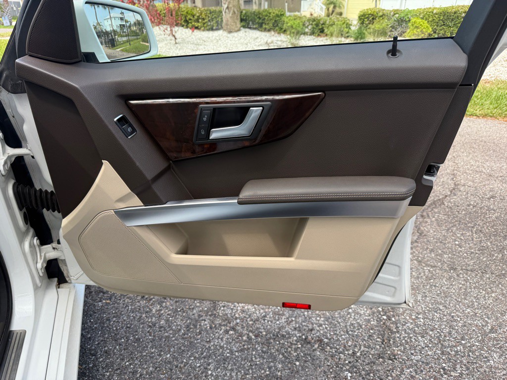 2015 Mercedes-Benz GLK-Class Image 22