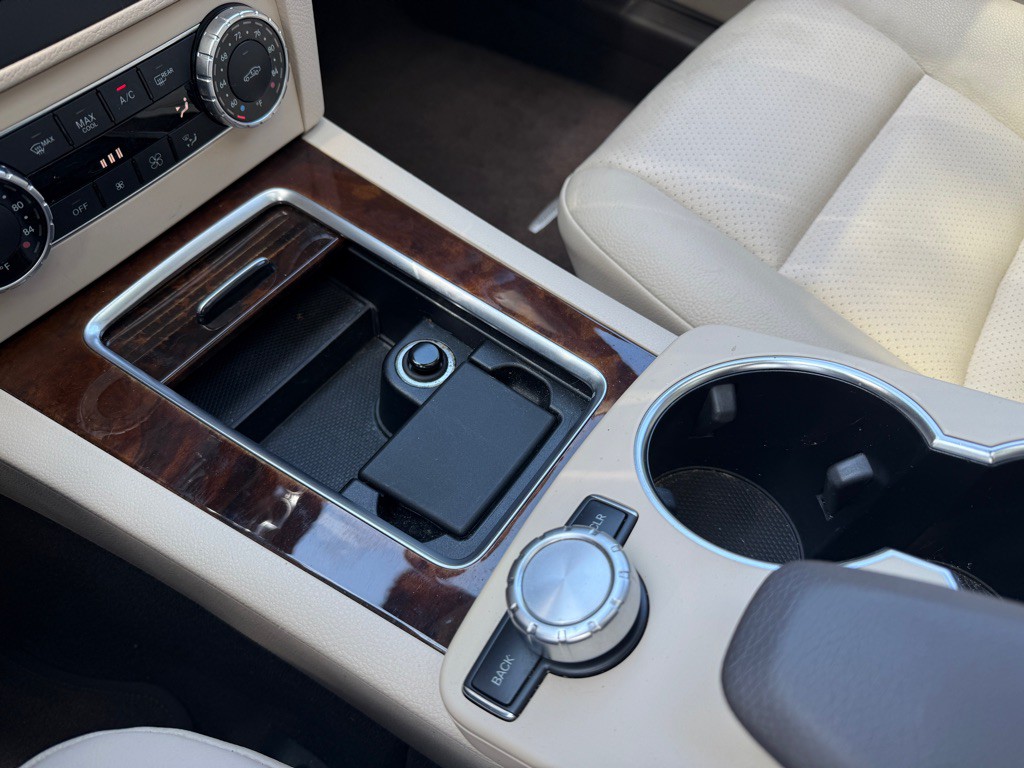 2015 Mercedes-Benz GLK-Class Image 26