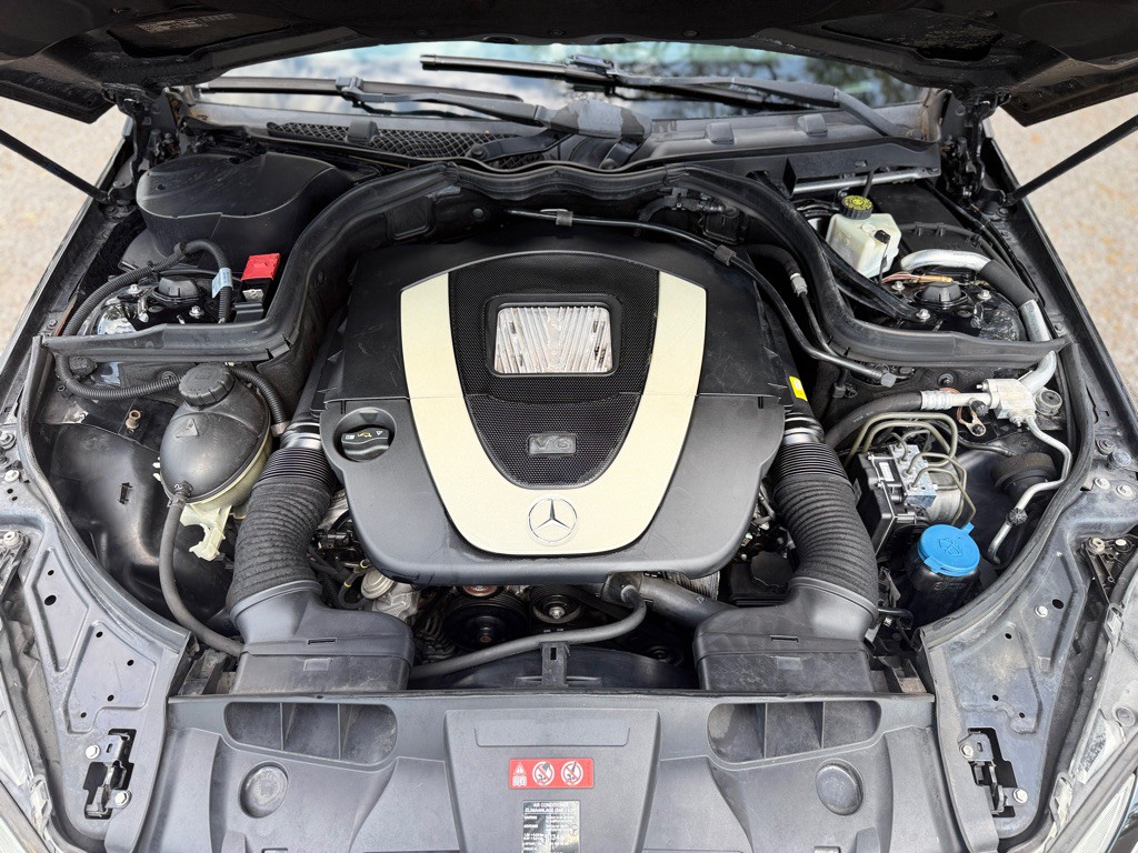 2011 Mercedes-Benz E-Class Image 8