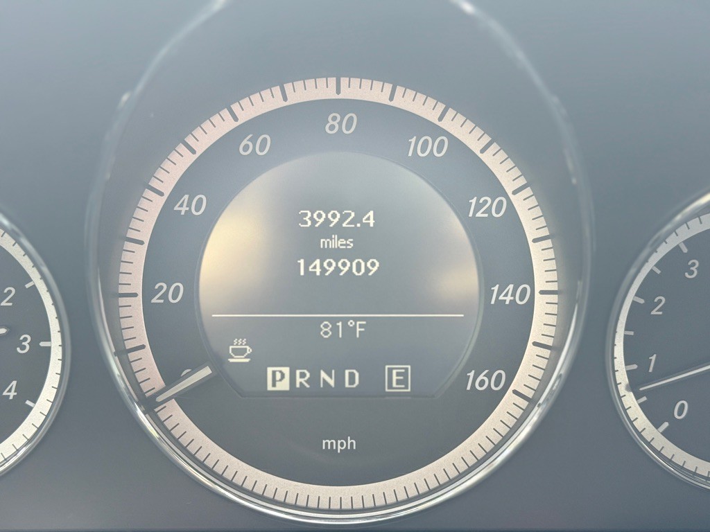 2011 Mercedes-Benz E-Class Image 18