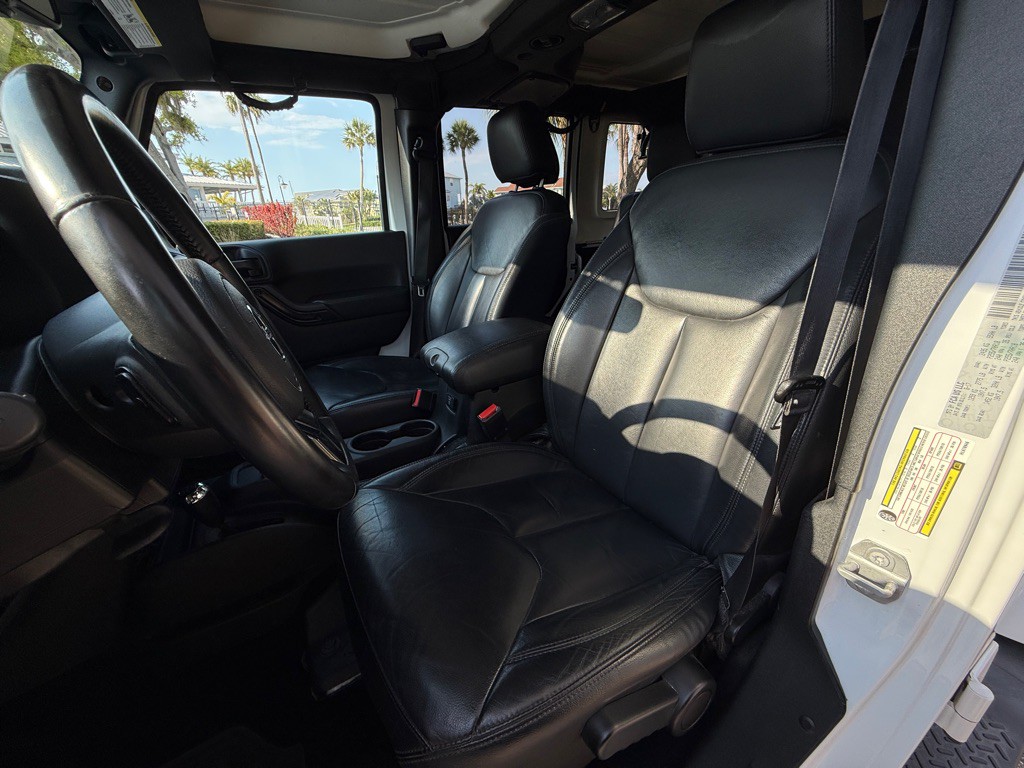 2017 Jeep Wrangler Unlimited Image 9