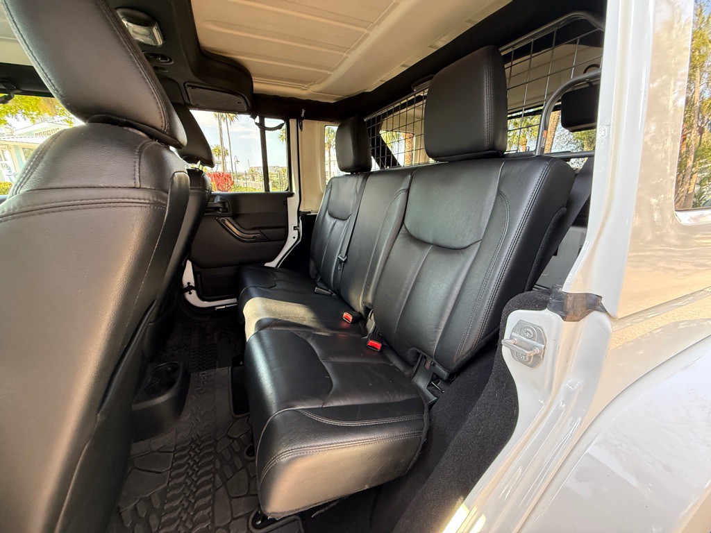 2017 Jeep Wrangler Unlimited Image 12