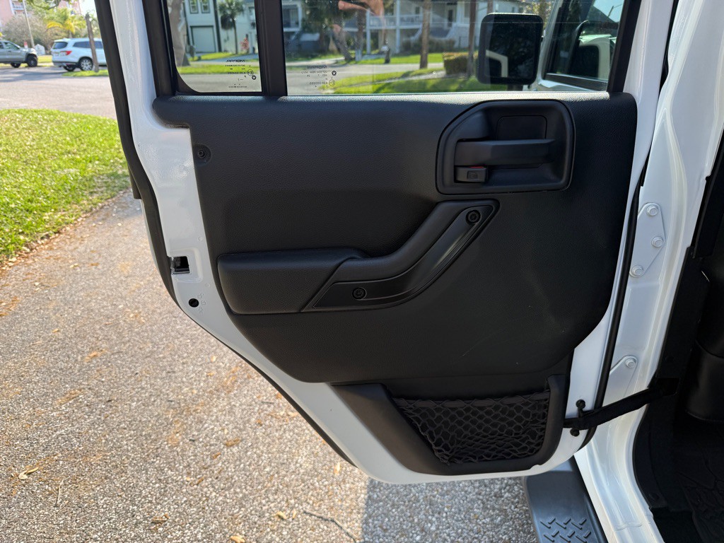 2017 Jeep Wrangler Unlimited Image 13