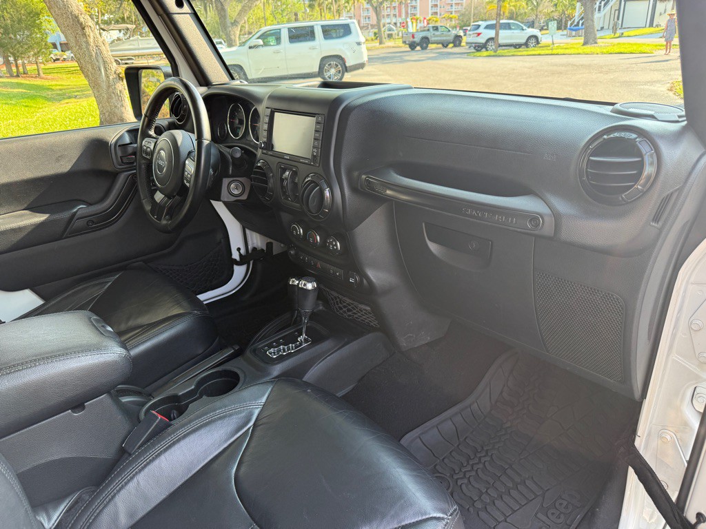 2017 Jeep Wrangler Unlimited Image 19