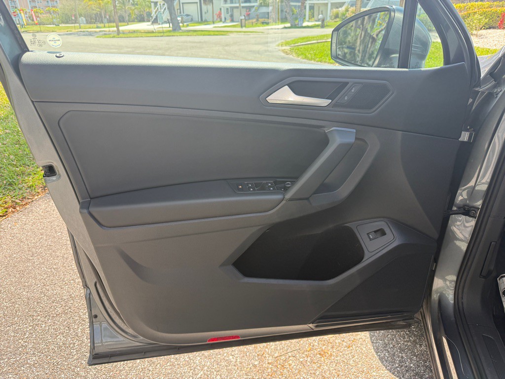 2019 Volkswagen Tiguan Image 11