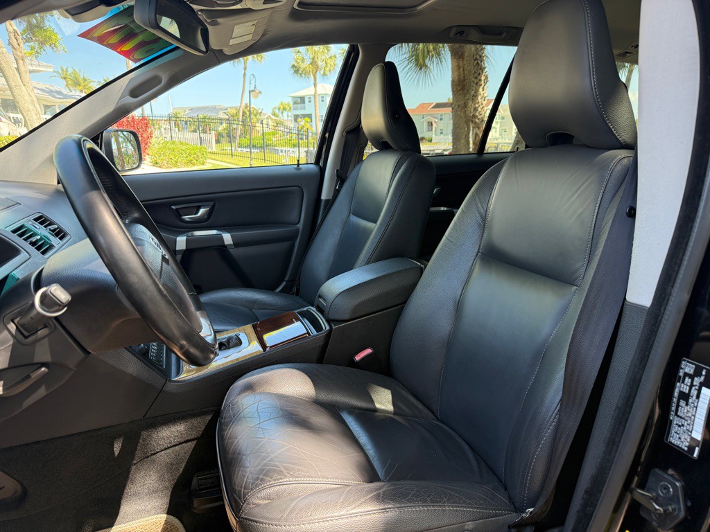 2014 Volvo XC90 Image 10