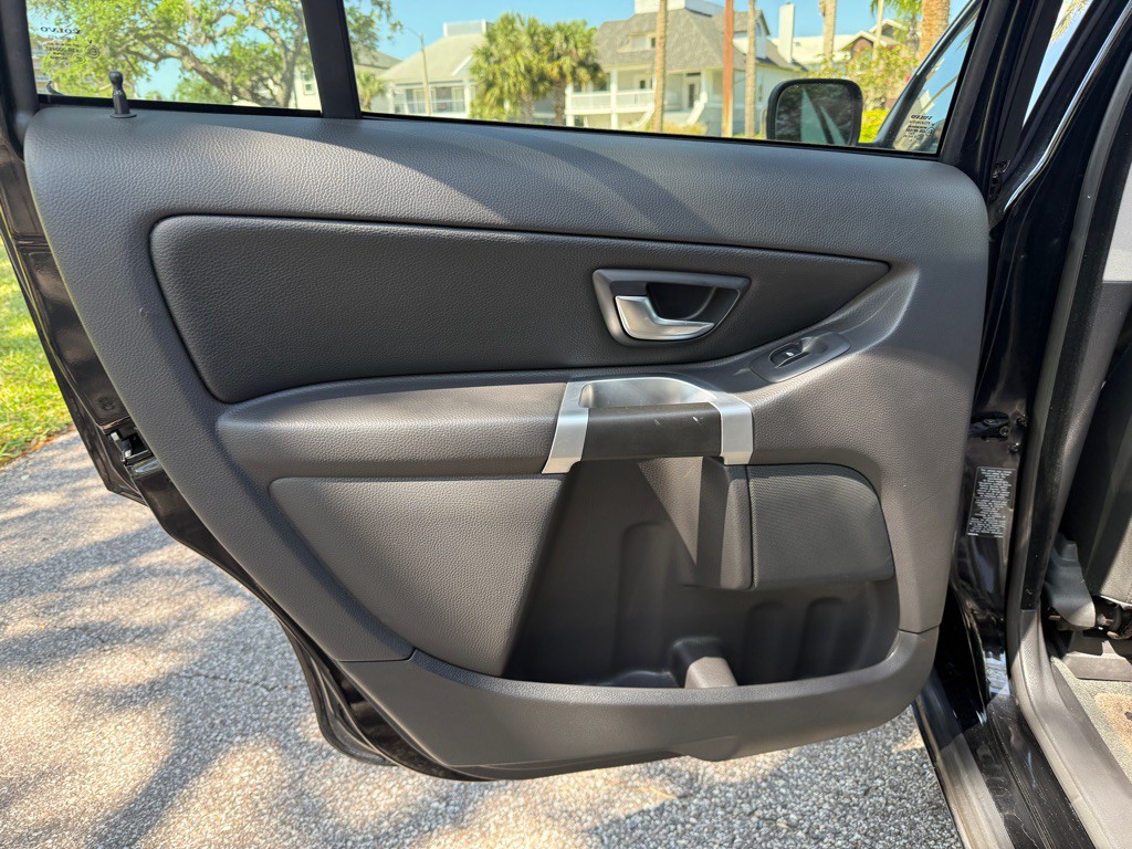 2014 Volvo XC90 Image 16