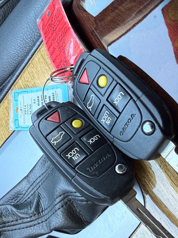 2014 Volvo XC90 Image 24