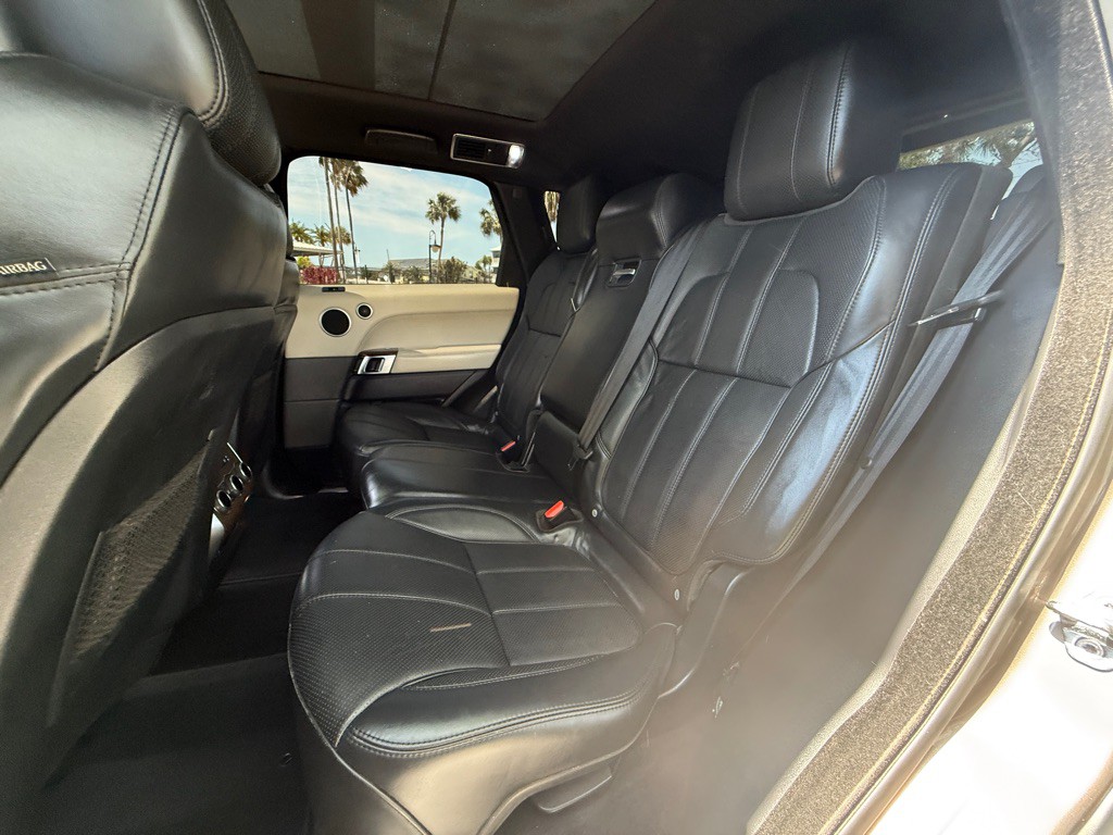 2016 Land Rover Range Rover Sport Image 13