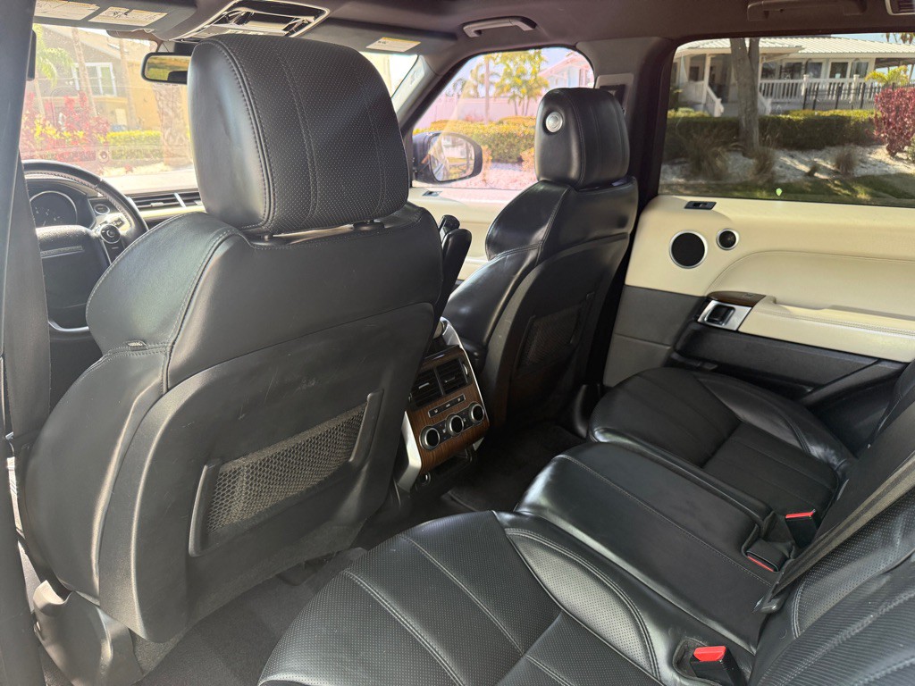 2016 Land Rover Range Rover Sport Image 14