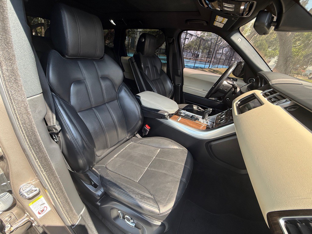 2016 Land Rover Range Rover Sport Image 20