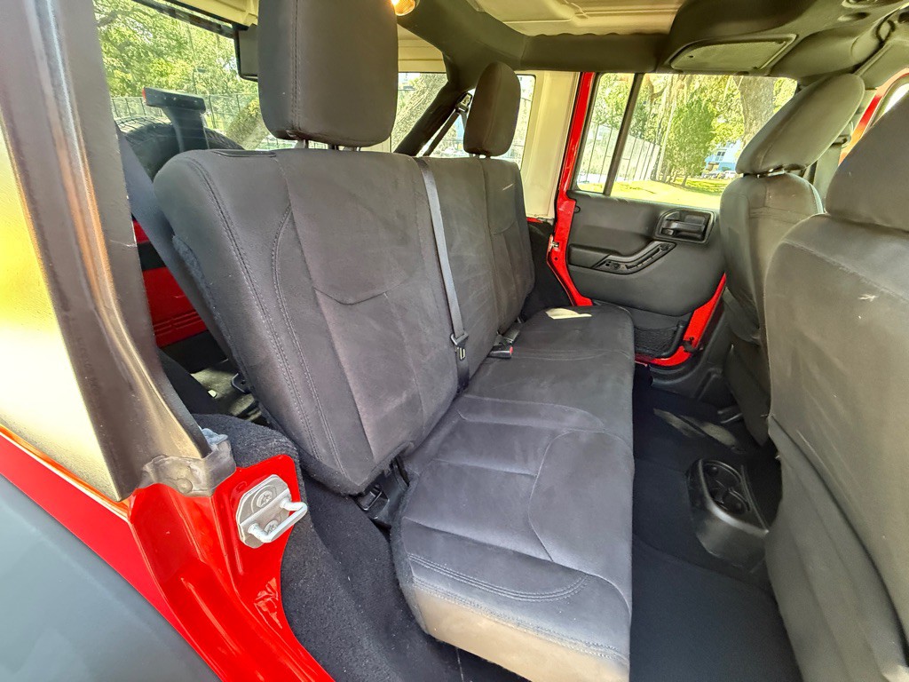 2017 Jeep Wrangler Unlimited Image 16
