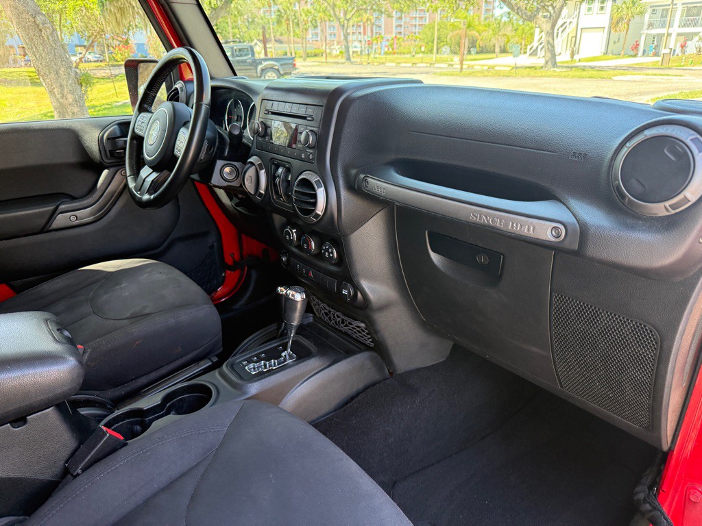 2017 Jeep Wrangler Unlimited Image 20