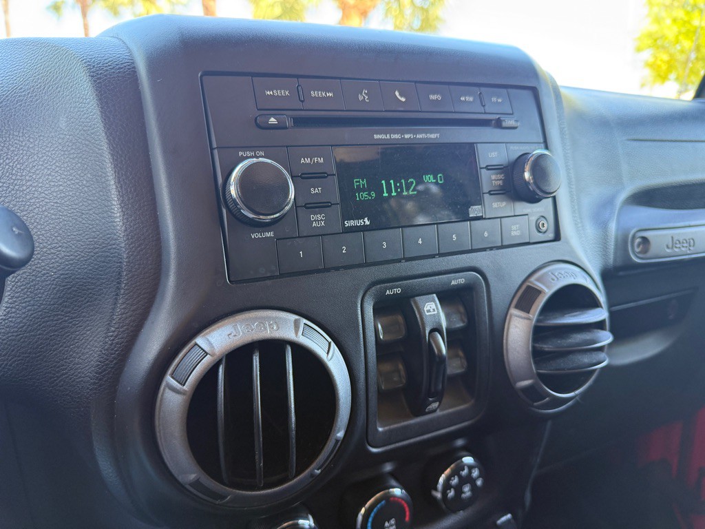 2017 Jeep Wrangler Unlimited Image 24