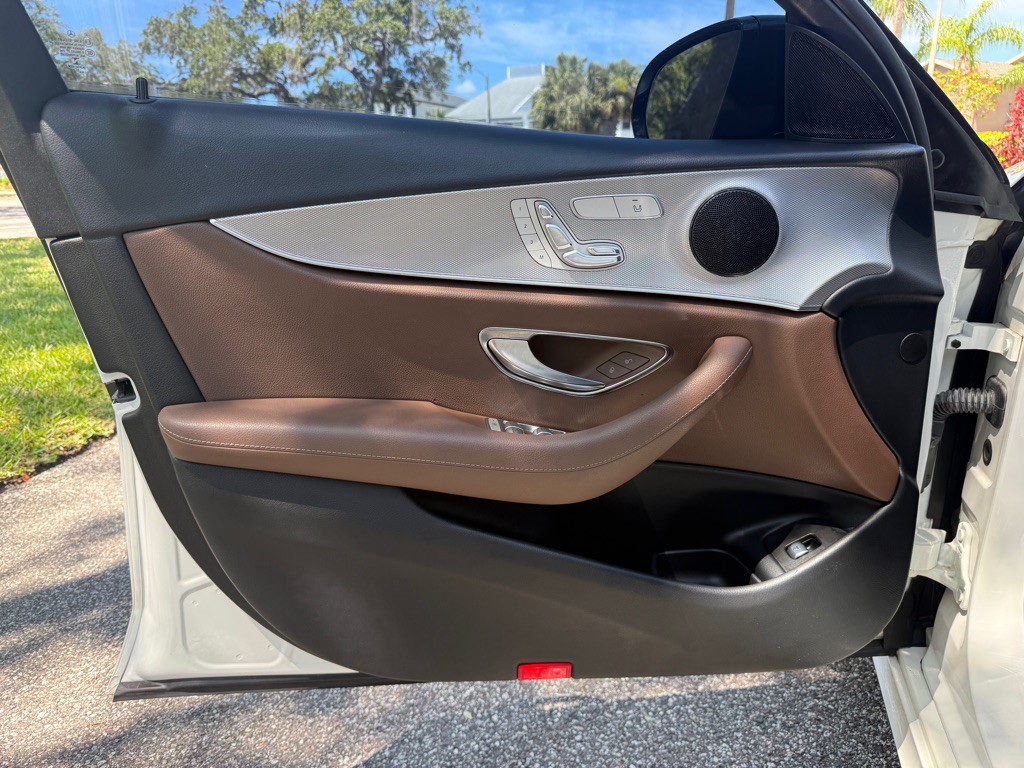 2018 Mercedes-Benz E-Class Image 12
