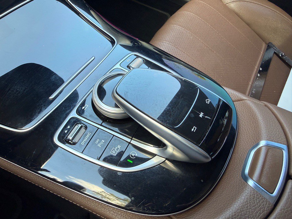 2018 Mercedes-Benz E-Class Image 28