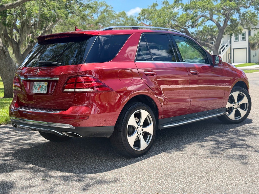 2016 Mercedes-Benz GLE-Class Image 5