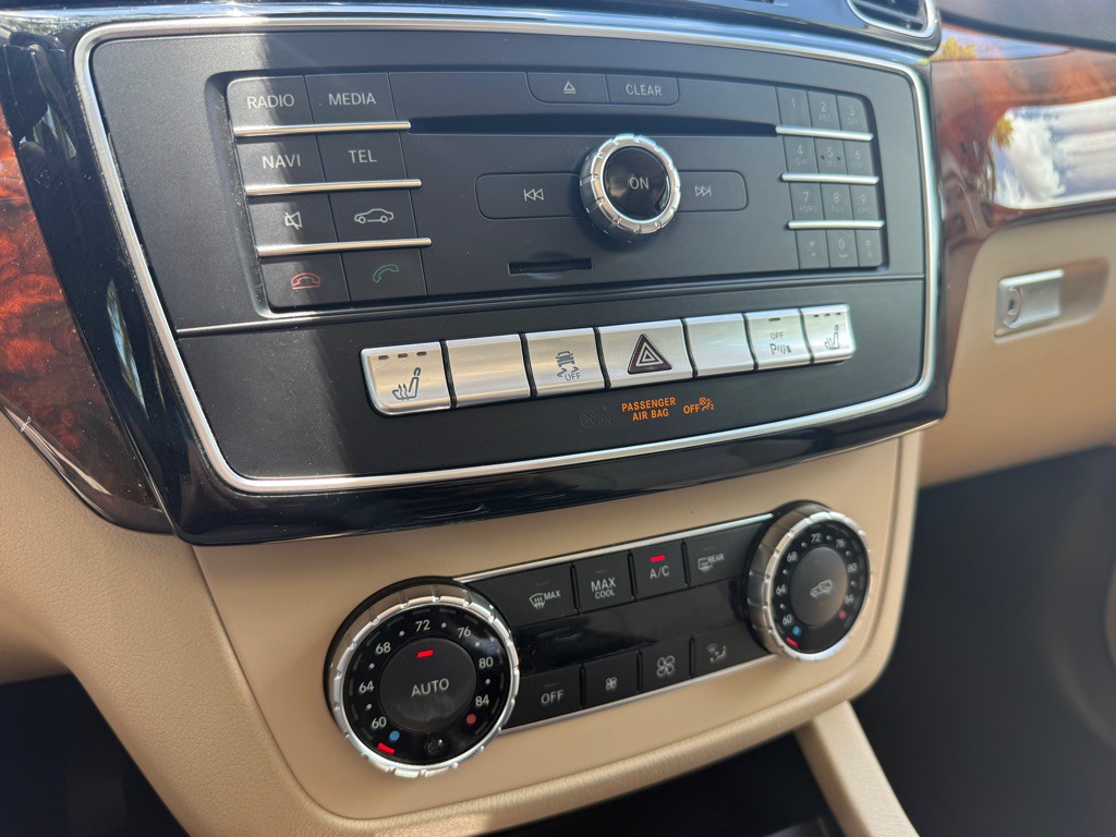 2016 Mercedes-Benz GLE-Class Image 25