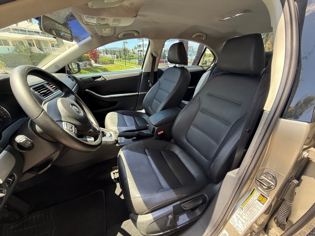 2013 Volkswagen Jetta Image 7