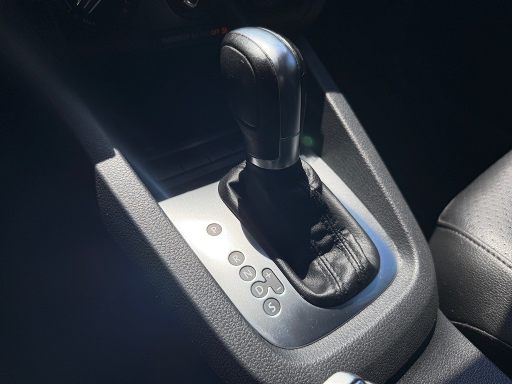 2013 Volkswagen Jetta Image 21