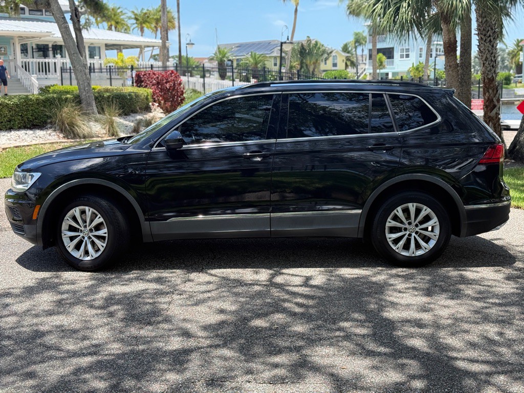 2018 Volkswagen Tiguan Image 2