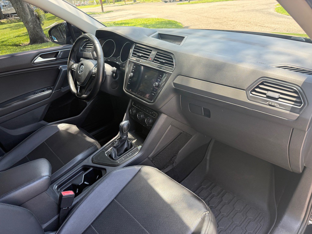 2018 Volkswagen Tiguan Image 16