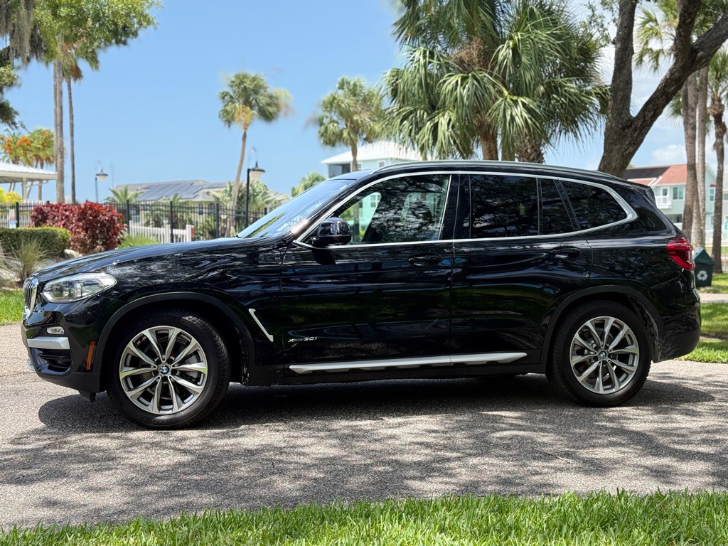 2018 BMW X3 Image 2