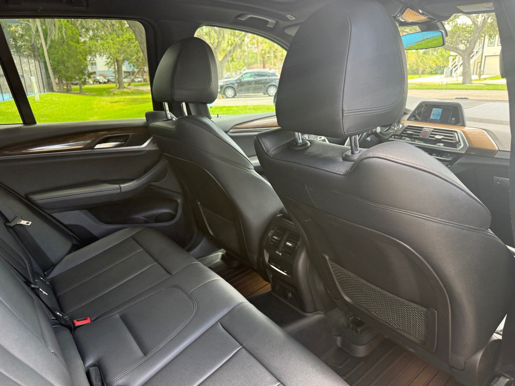 2018 BMW X3 Image 17